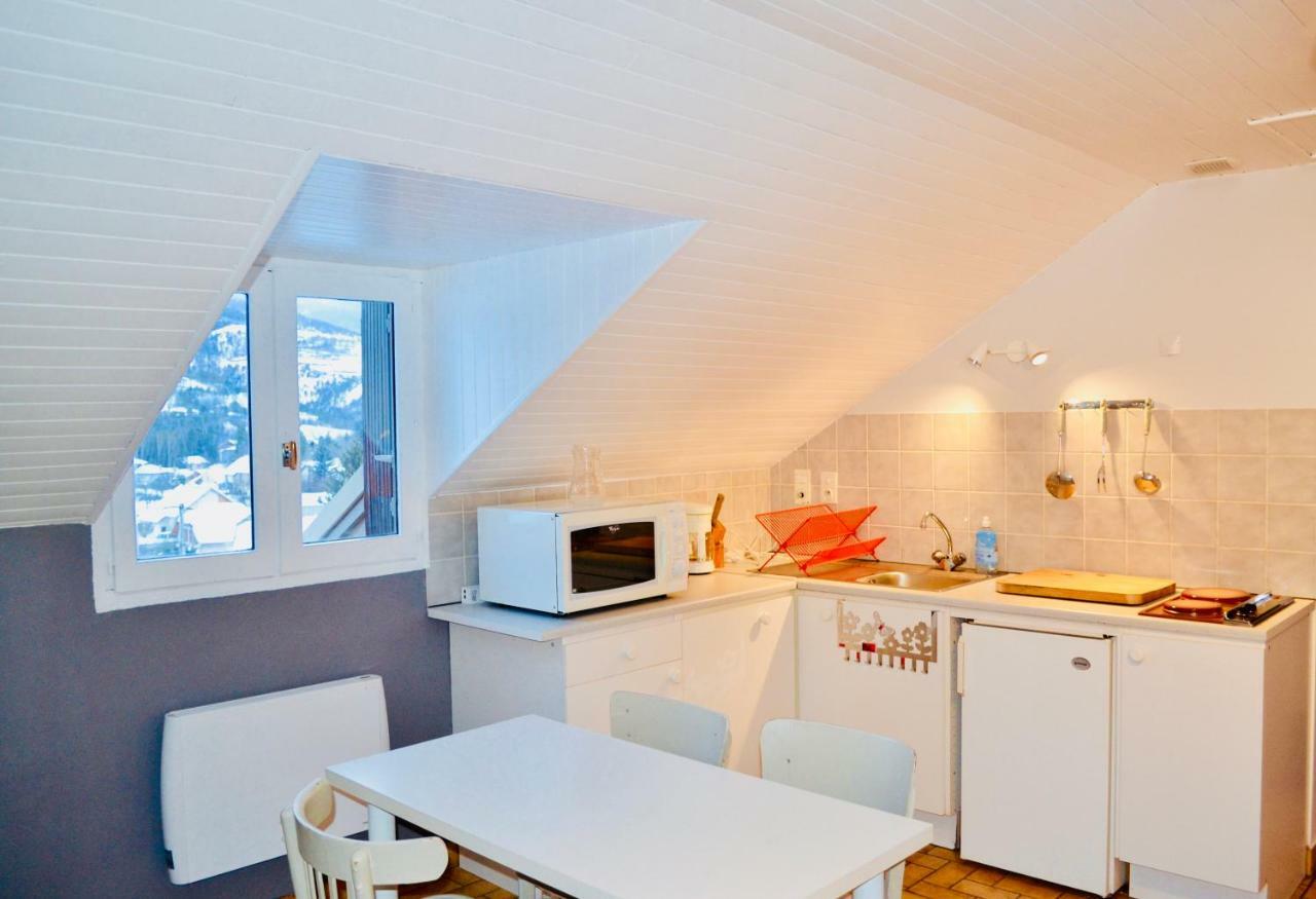 Appartement Location Le Queron à Guillestre Extérieur photo